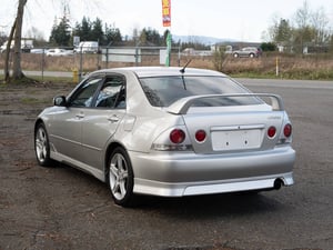 2001 Toyota Altezza — photo 4