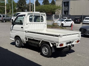 2008 Daihatsu Hijet 4WD 660cc Kei-truck 5MT 9K — photo 5